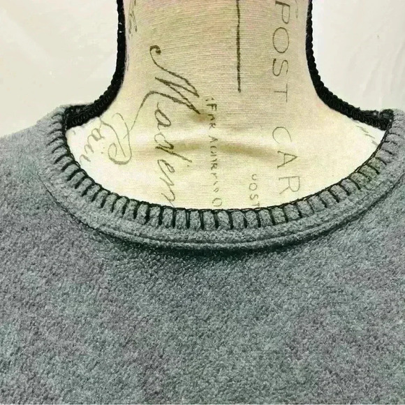 AVALON Womens Cat & Mouse Christmas Sweater Sz
M Gray - Picture 8 of 12